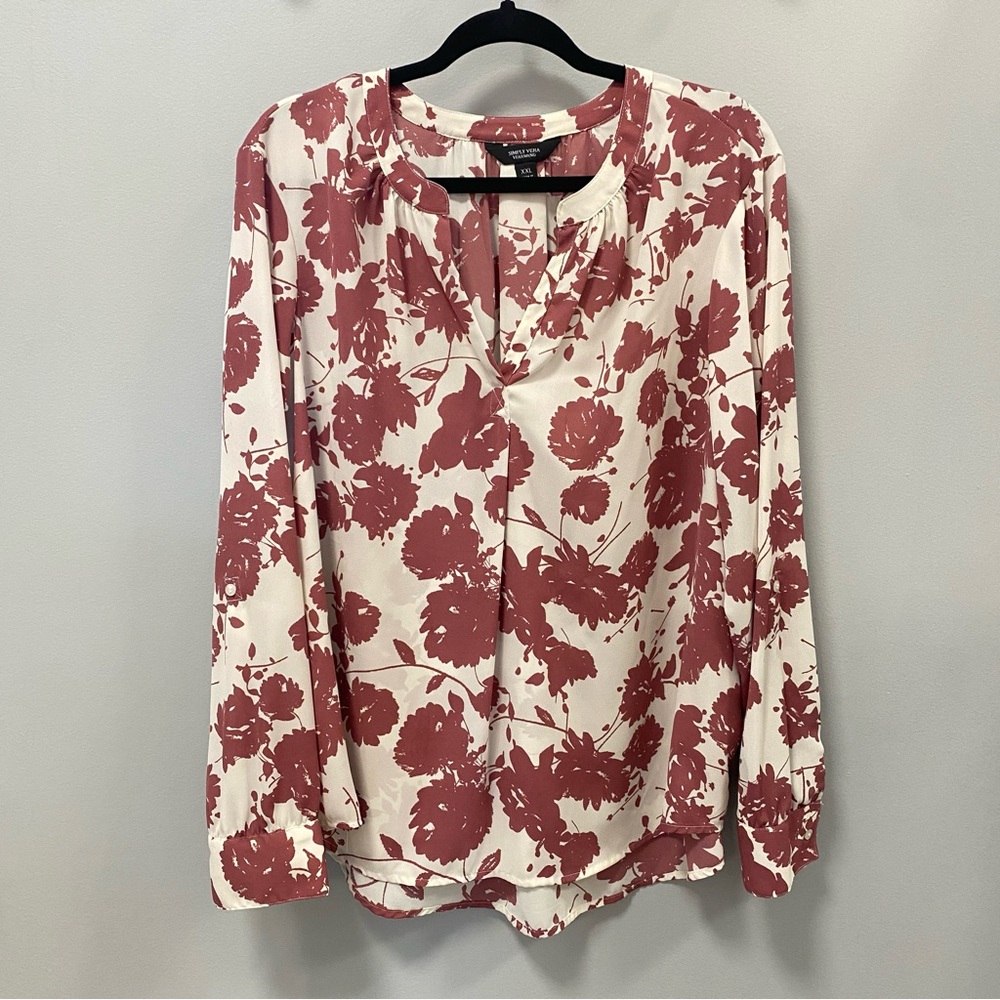 Simply Verawang woman’s top, XXL